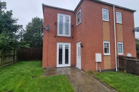 2 bedroom terraced house to rent, Clarence Street, Dudley