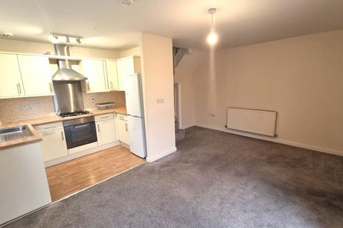 2 bedroom terraced house to rent, Clarence Street, Dudley