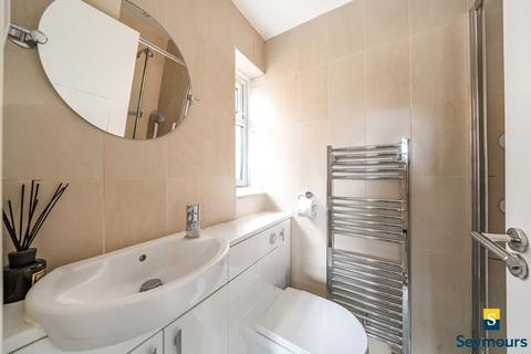6 Bridgehill Close, Guildford, GU2 8BA