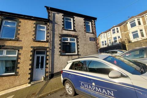 3 bedroom end of terrace house to rent, Edwards Street, Tonypandy, CF40