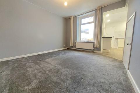 3 bedroom end of terrace house to rent, Edwards Street, Tonypandy, CF40