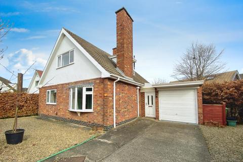 2 bedroom detached house to rent, Lawnway, York