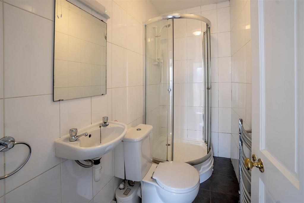 Shower Room.jpg