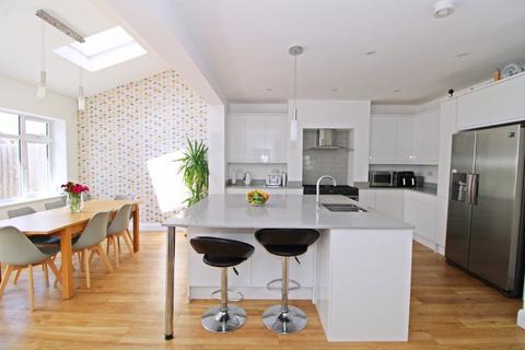 4 bedroom end of terrace house for sale, Gordon Road, Beckenham, BR3