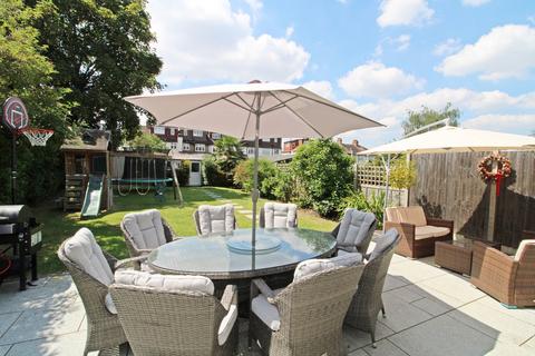 50 Gordon Road, Beckenham, BR3 3QF