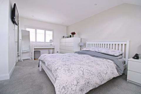 50 Gordon Road, Beckenham, BR3 3QF