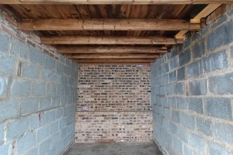 Garage to rent, Oxgangs Farm Grove, Edinburgh EH13