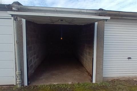 Garage to rent, Oxgangs Farm Grove, Edinburgh EH13