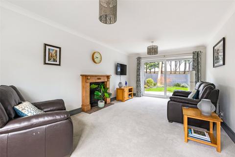 4 Barn Close, Gretton, Cheltenham, GL54 5YT