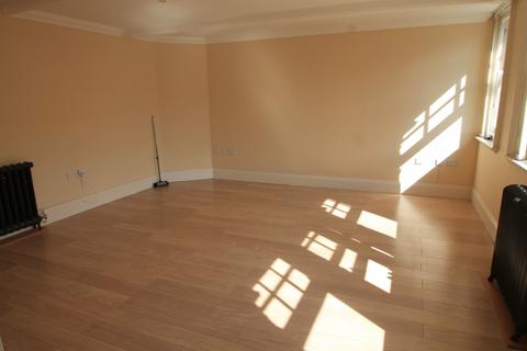 2 bedroom flat to rent, Oxford Street, Southampton SO14