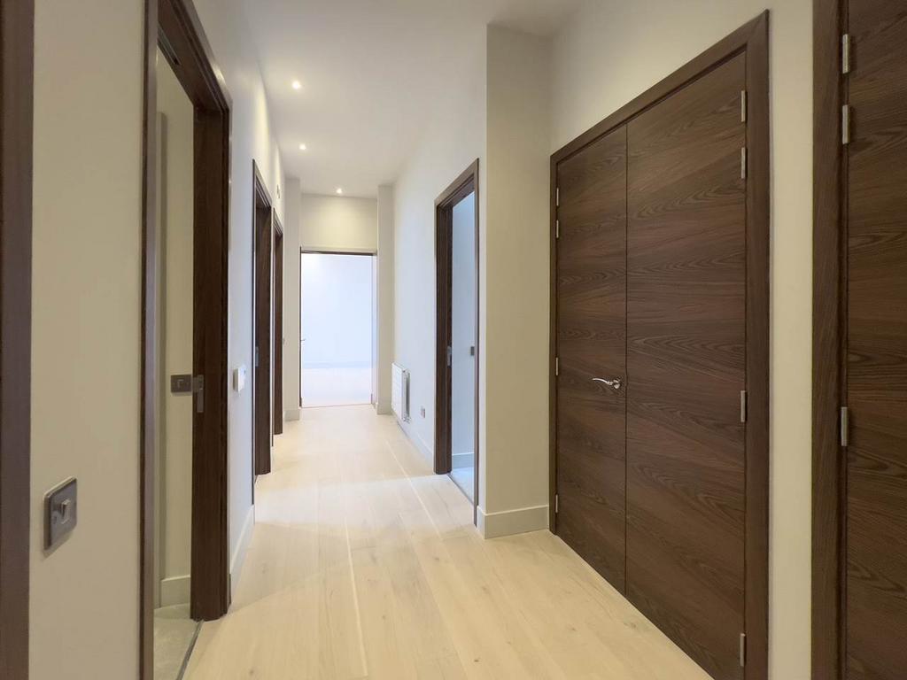 VV L1-30 60 11 Hall