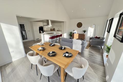 4 bedroom detached house to rent, Kirkham Road, Kirkham PR4
