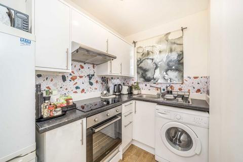 17 Cooper Close, London, SE1 7QU