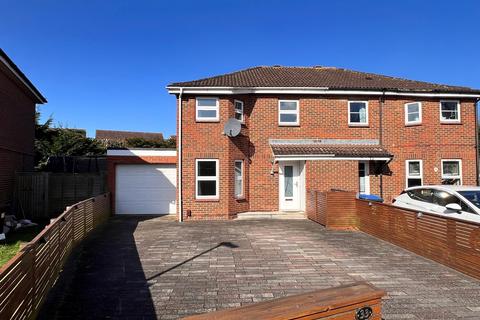 3 bedroom semi-detached house for sale, By the Mount, Welwyn Garden City, AL7