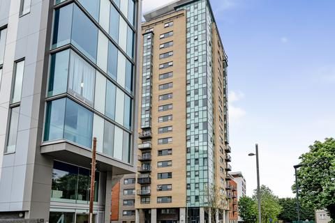 2 bedroom apartment for sale, Burford Wharf Apartments, 3 Cam Road, London, E15