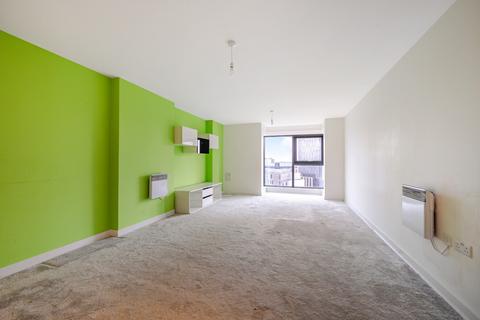 2 bedroom apartment for sale, Burford Wharf Apartments, 3 Cam Road, London, E15