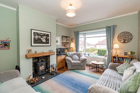 35 Silverknowes Drive, Edinburgh, EH4 5LQ