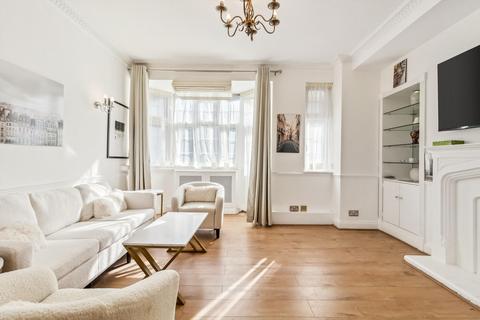 4 bedroom flat to rent, Princes Court, Brompton Road, London, SW3