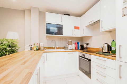 2 bedroom apartment for sale, Hollyoak House,  Loughton, Essex