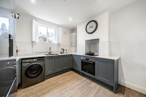 1 bedroom flat for sale, Halesworth Road, Lewisham