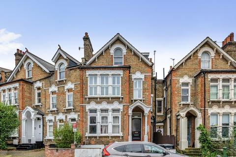 1 bedroom flat for sale, Halesworth Road, Lewisham