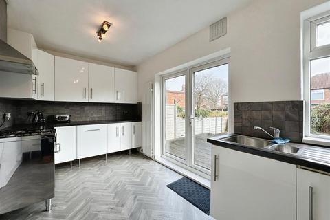 2 Acadia Grove, Hessle, HU13 0AL