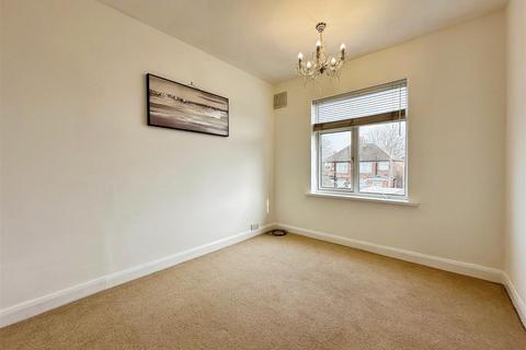2 Acadia Grove, Hessle, HU13 0AL