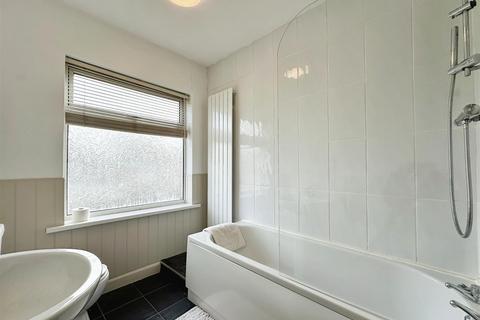 2 Acadia Grove, Hessle, HU13 0AL