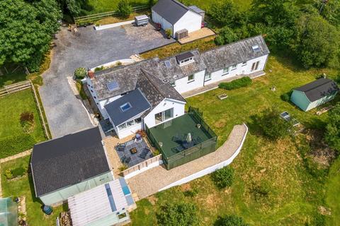 4 bedroom detached house for sale, Blaenycoed Road, Carmarthen