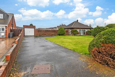 6 Flowerhill Way, Istead Rise, Gravesend, DA13 9DG