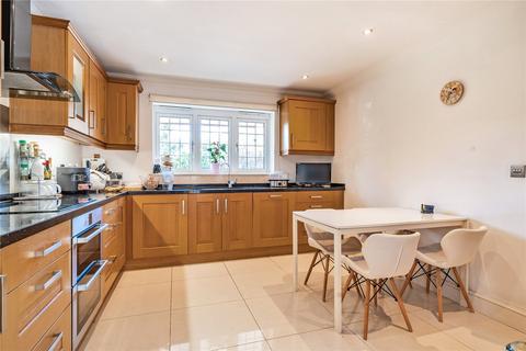 5 bedroom detached house for sale, Winchester Road, Petersfield, Hampshire, GU32