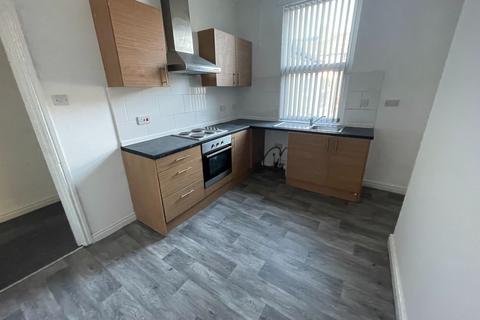 2 bedroom flat to rent, Tuebrook, Liverpool L13