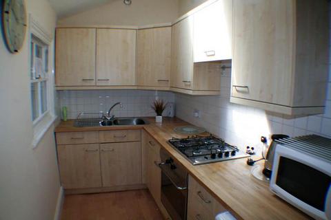 1 bedroom flat to rent, Grove Road, London