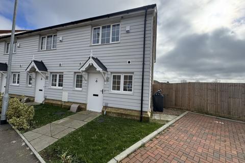 2 bedroom house to rent, Mongeham Way, Walmer, CT14