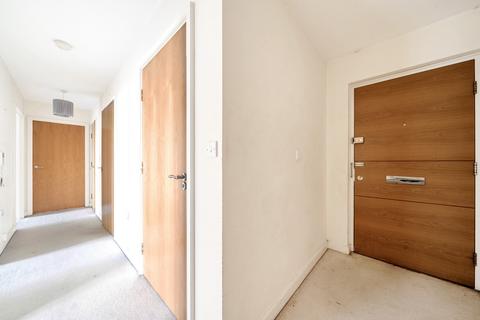 3 bedroom apartment for sale, Boulevard Drive, London NW9