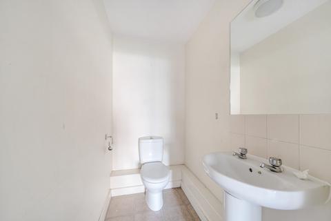 3 bedroom apartment for sale, Boulevard Drive, London NW9