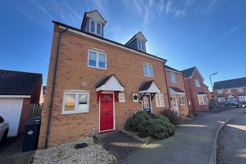 3 bedroom townhouse to rent, Dorset Close, Cawston, CV22