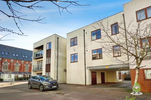 2 bedroom flat for sale, Greenlands Road, Basingstoke, Hampshire, RG24