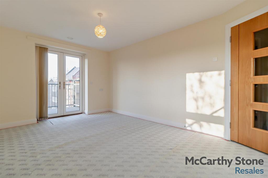 8636808-interior03-800.jpg