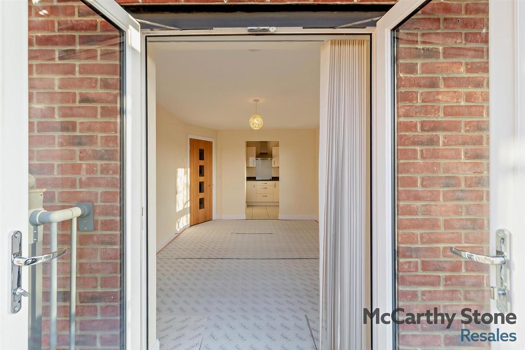 8636808-interior09-800.jpg