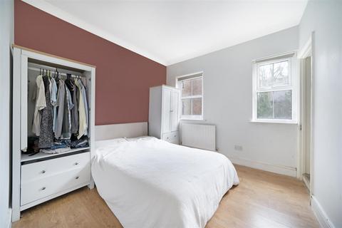 12 Bartholomew Square, London, E1 5PH
