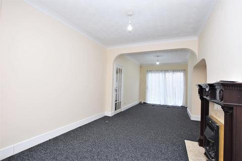 3 bedroom end of terrace house to rent, Jarrow Road, Chadwell Heath, RM6