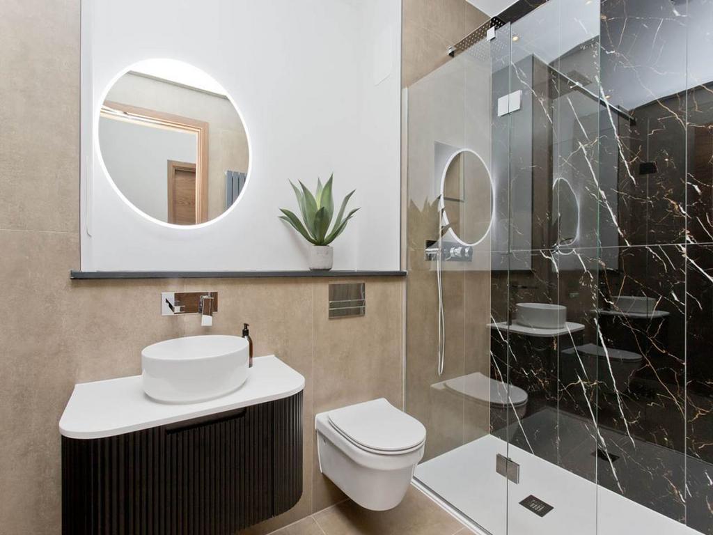 VV L0-22 60 8 Shower