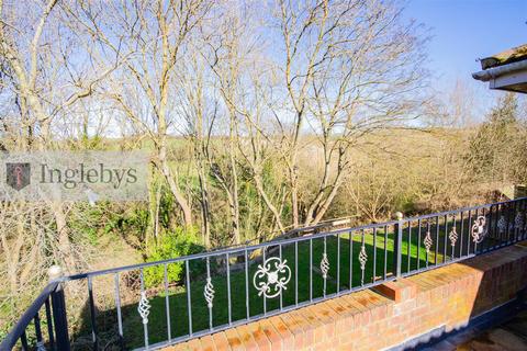 2 bedroom detached bungalow for sale, Whitby Road, Loftus