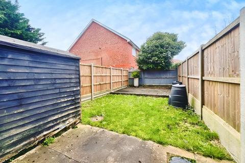 2 bedroom house for sale, Lapwing Drive, Kingsnorth, Ashford