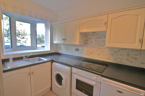 2 bedroom terraced house to rent, Bembridge, Netley Abbey, Southampton, Hampshire, SO31