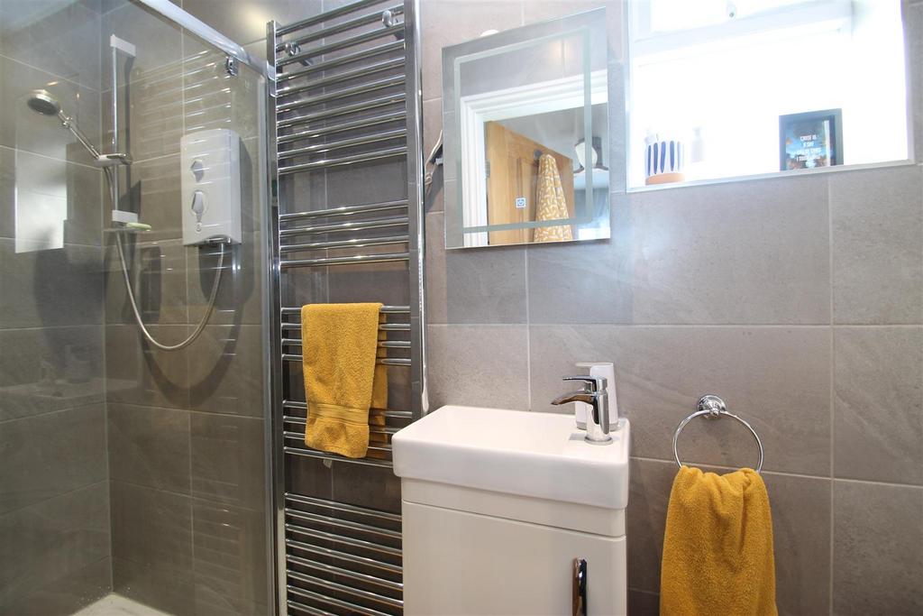 En suite.JPG