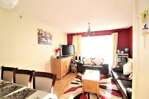 2 bedroom terraced house for sale, Marshall Drive, Hayes UB4