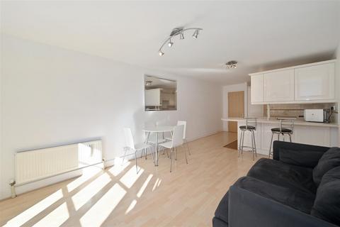 2 bedroom apartment to rent, Challenger House, Limehouse, London, E14