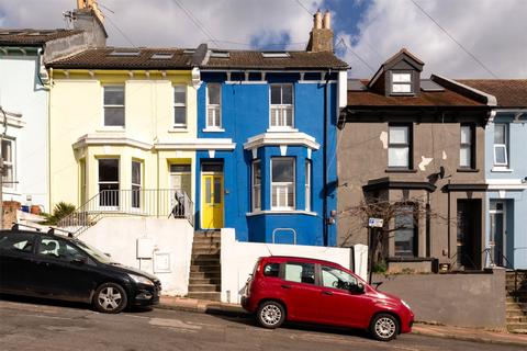 3 bedroom terraced house for sale, Cuthbert Road, Brighton BN2